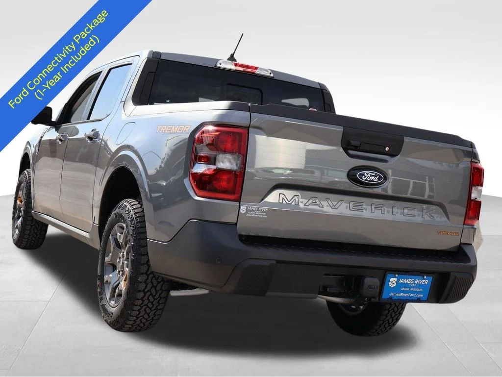 New 2026 Carbonized Gray Metallic Ford Tremor® image 3