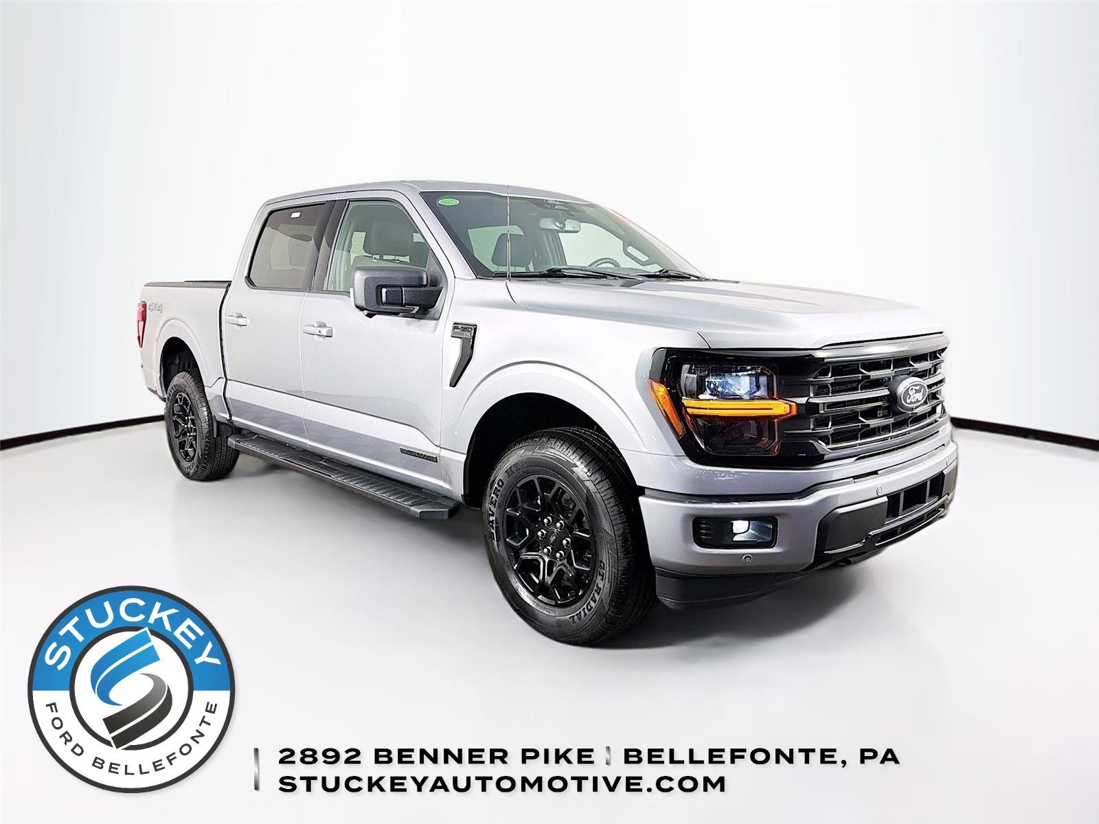 Used 2024 Iconic Silver Ford XLT image 1