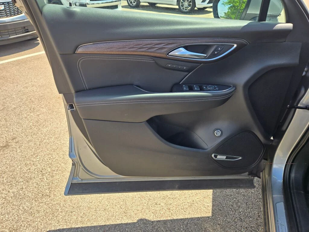 Used 2023 Gray Buick Avenir image 23