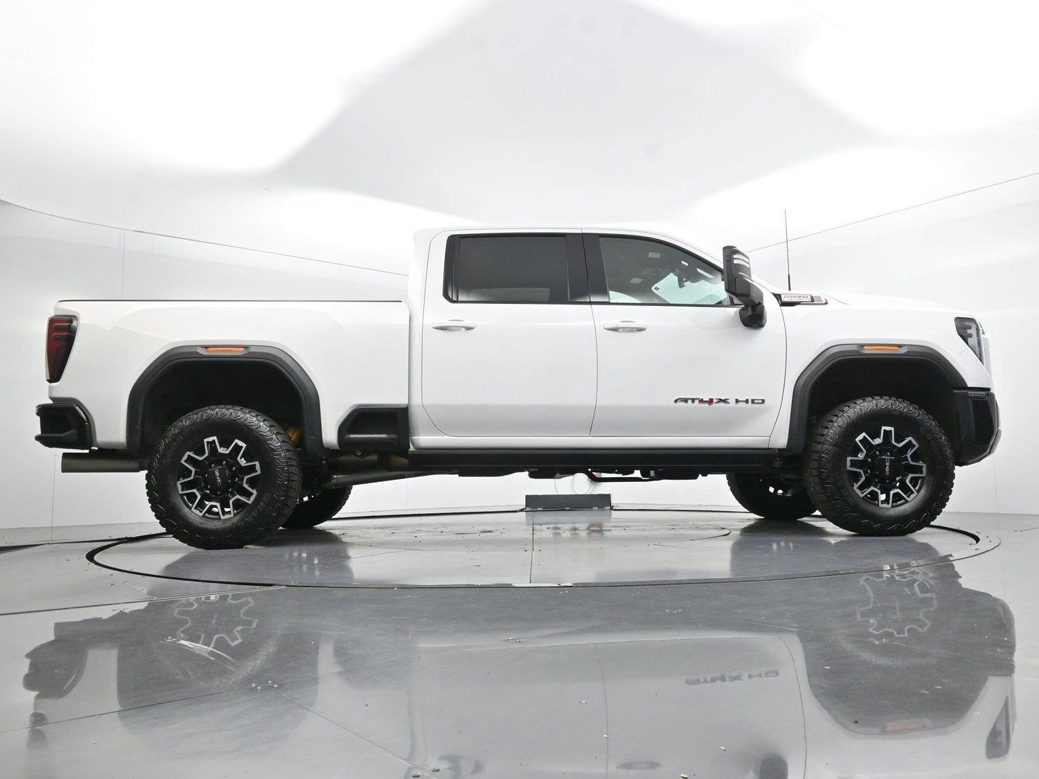Used 2024 Summit White GMC AT4X image 55