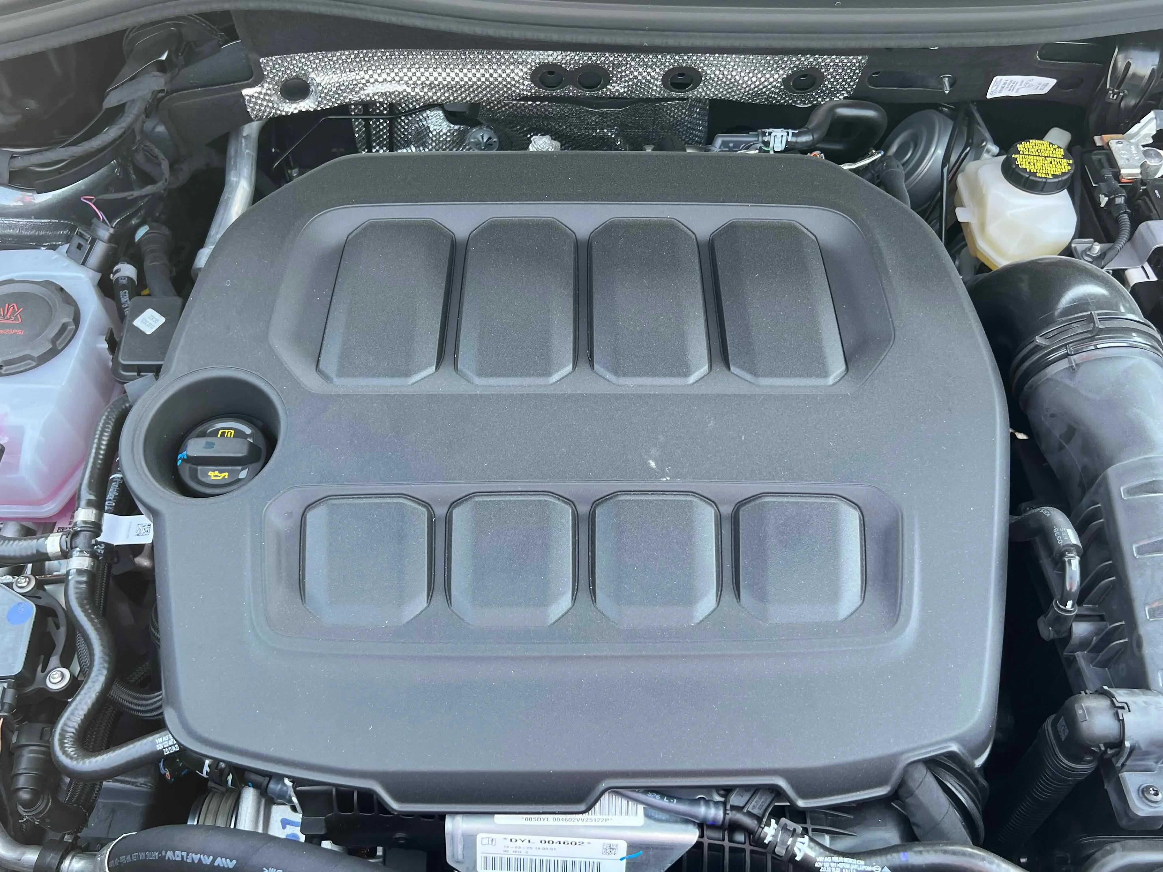 New 2025 Platinum Gray Volkswagen SE image 34