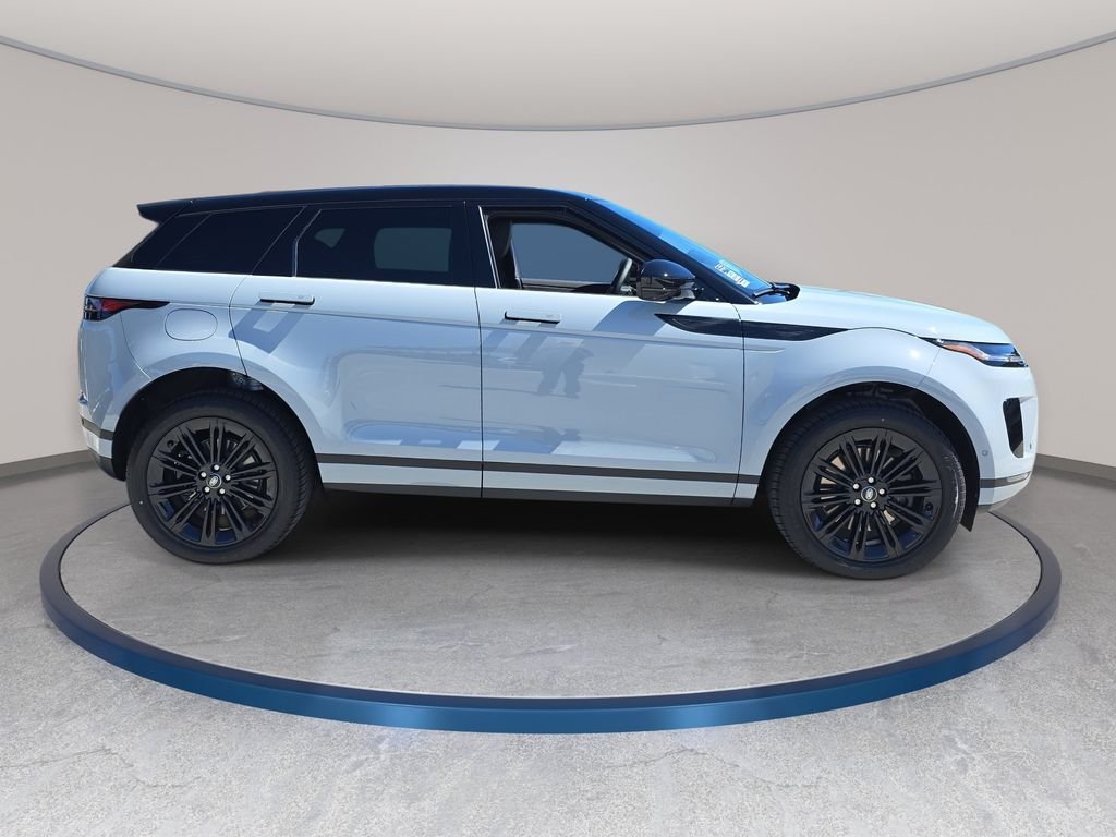 New 2026 Arroios Grey Land Rover S image 4