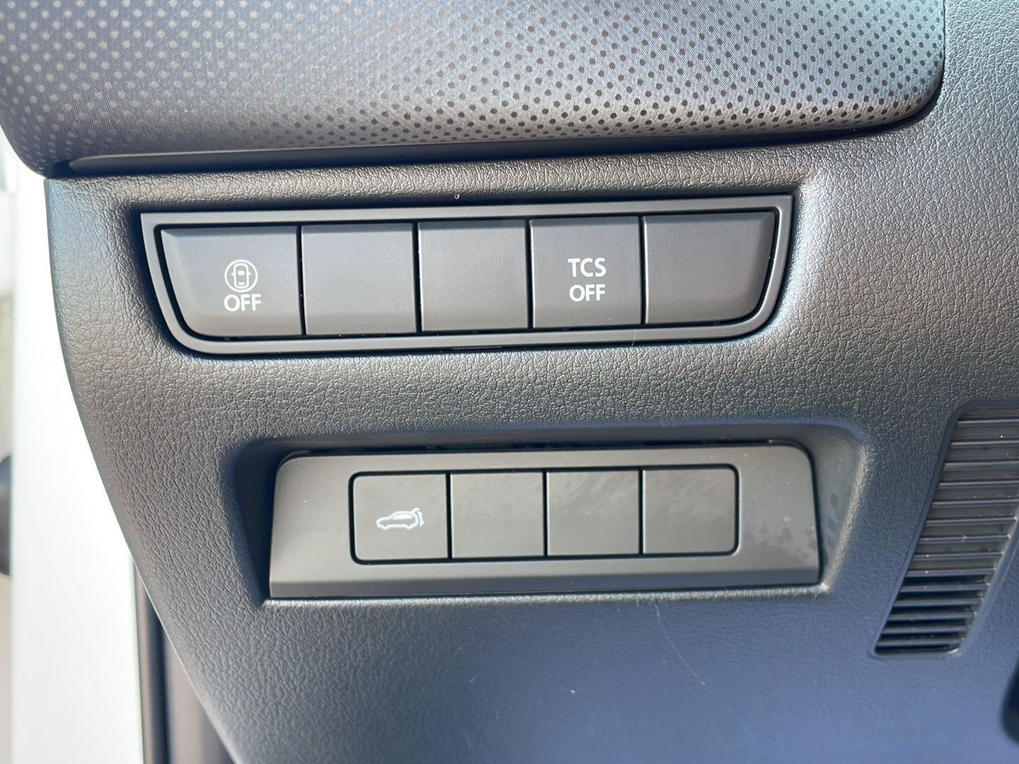 Used 2023 Wind Chill Pearl Mazda 2.5 S Preferred Plus Package image 13