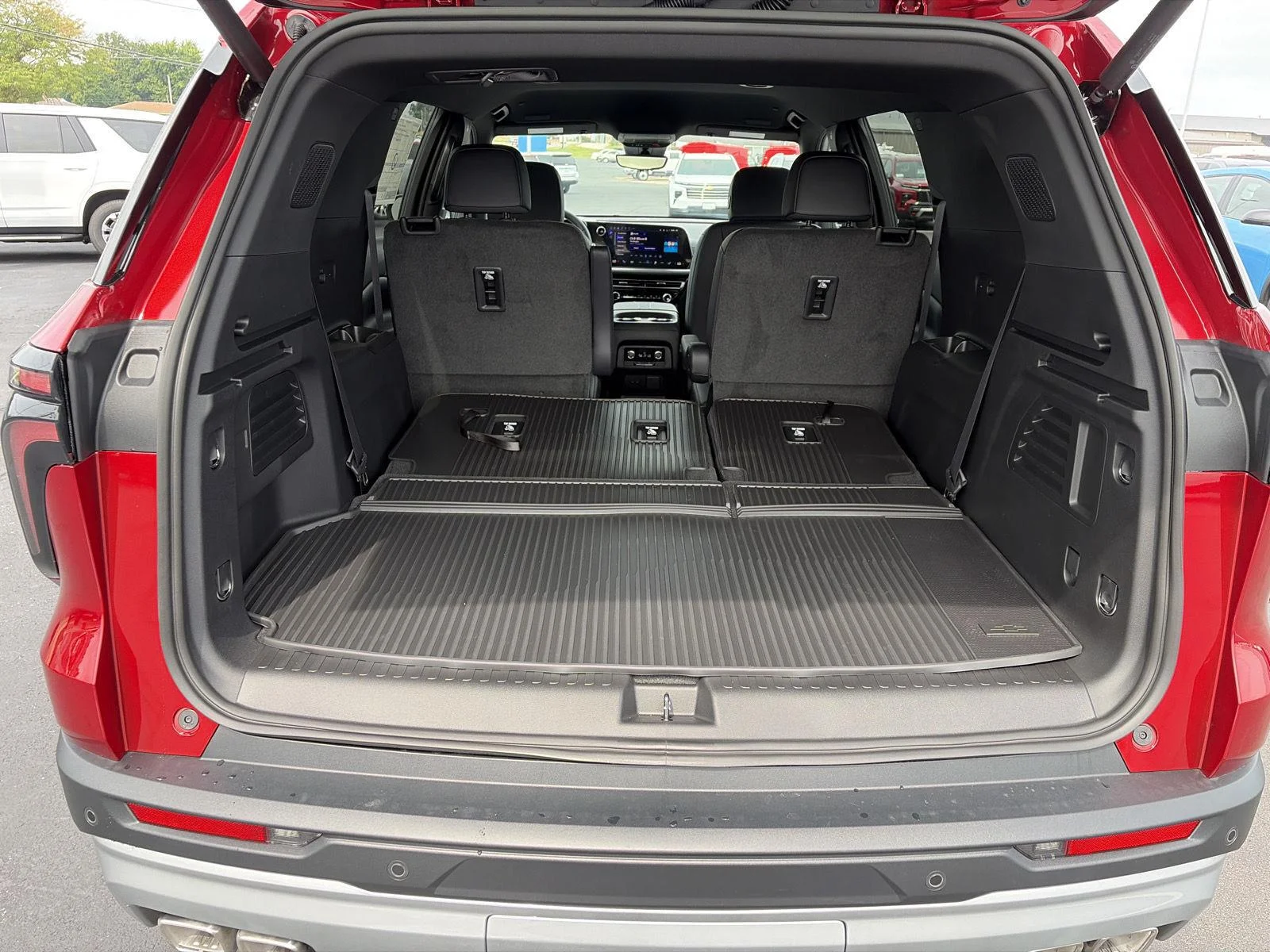 2026 Chevrolet Traverse LT - Photo 8