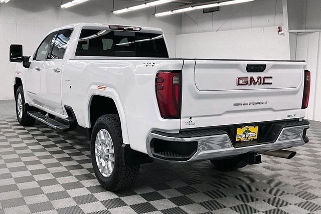 Used 2024 Summit White GMC SLT image 3