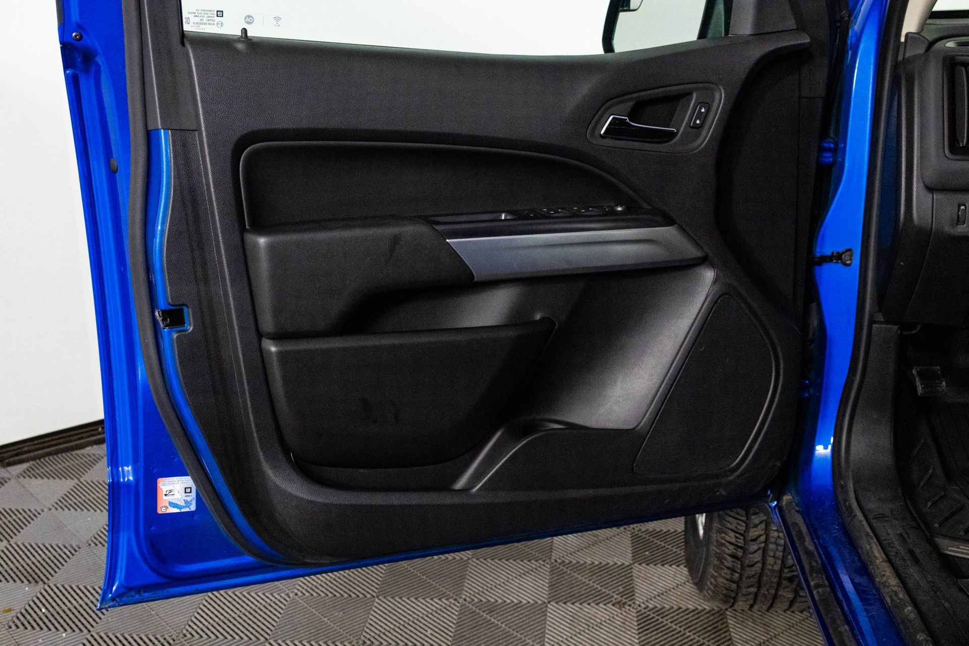 2022 CHEVROLET COLORADO - Image 30