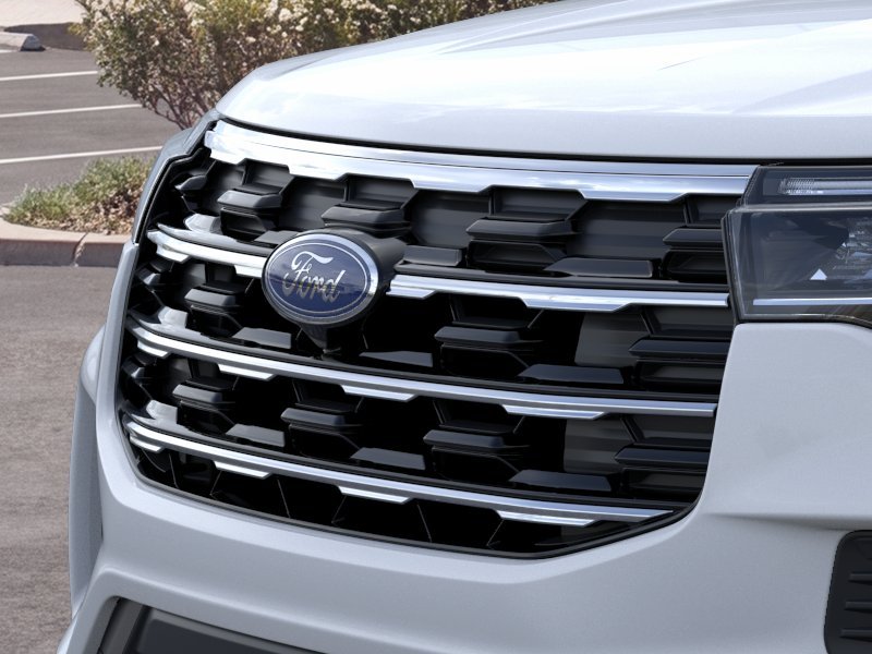New 2026 Space White Metallic Ford Active image 17