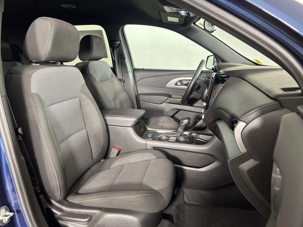 Used 2023 Blue Metallic Chevrolet LT image 21