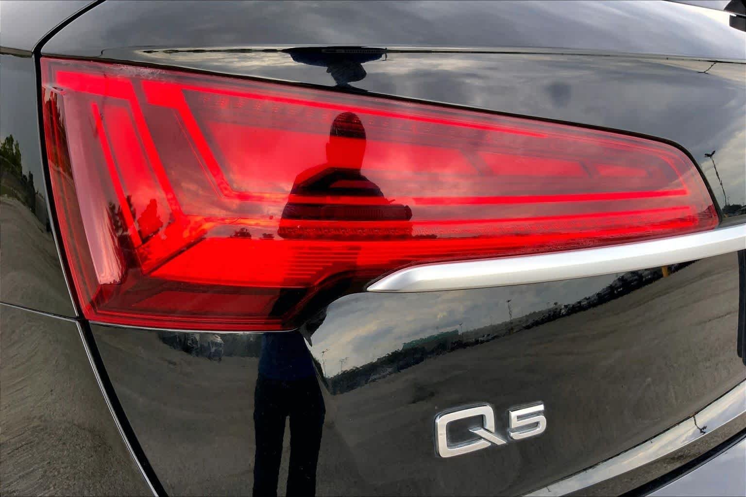 Used 2022 Mythos Black Metallic Audi S line Premium image 28