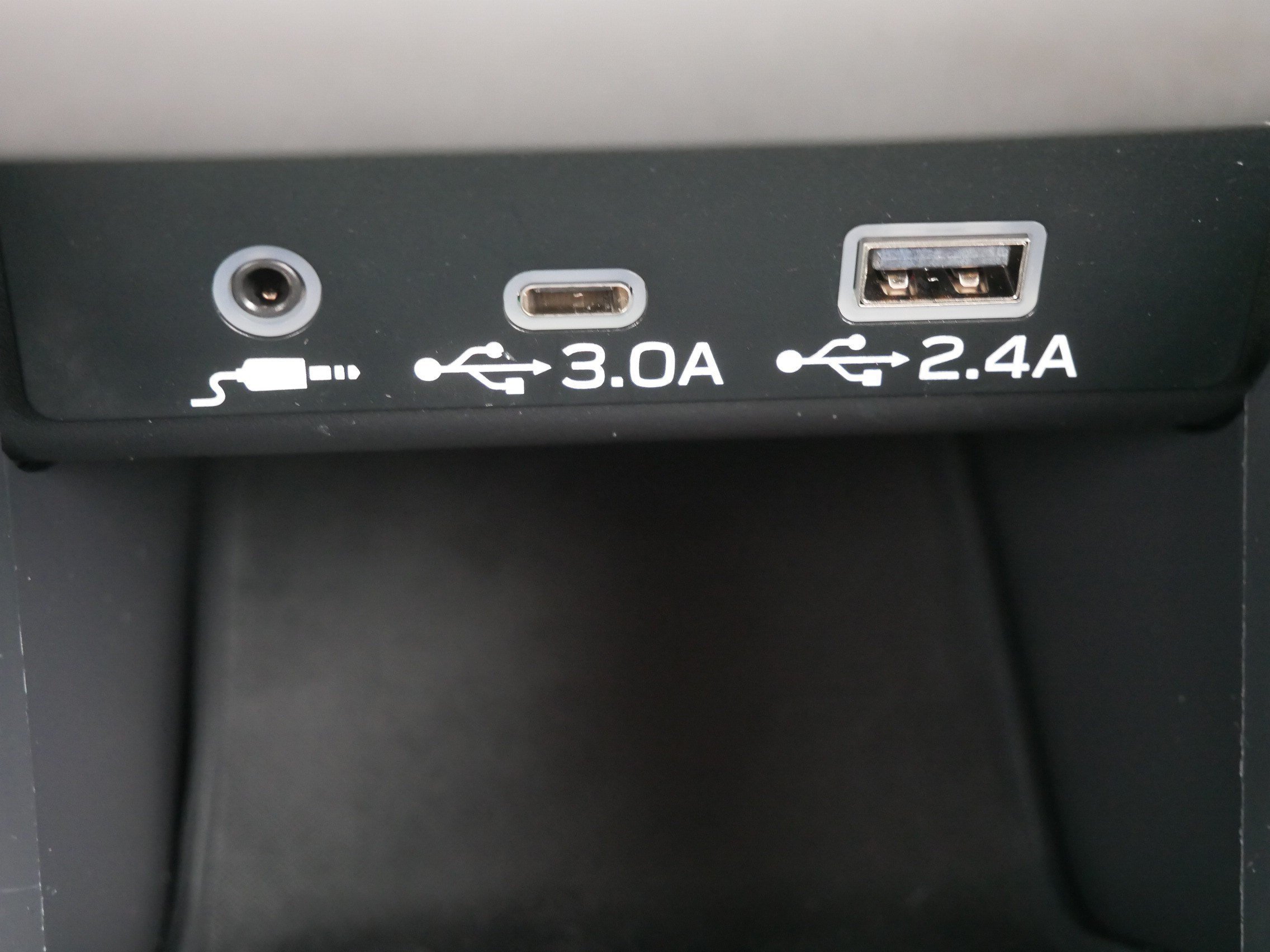 Certified Used 2025 Ice Silver Metallic Subaru Limited image 29