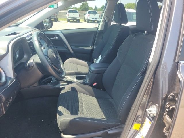 Used 2016 Magnetic Gray Metallic Toyota XLE image 15