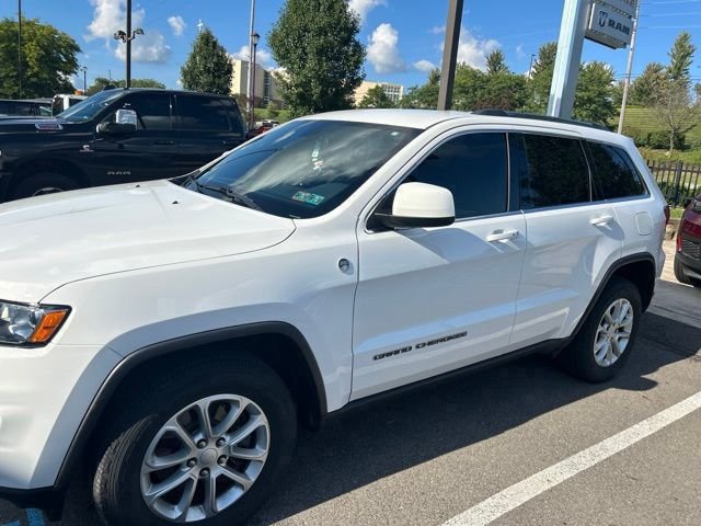 Used 2021 White Jeep Laredo E image 2