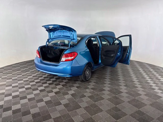 Used 2020  Mitsubishi ES image 17