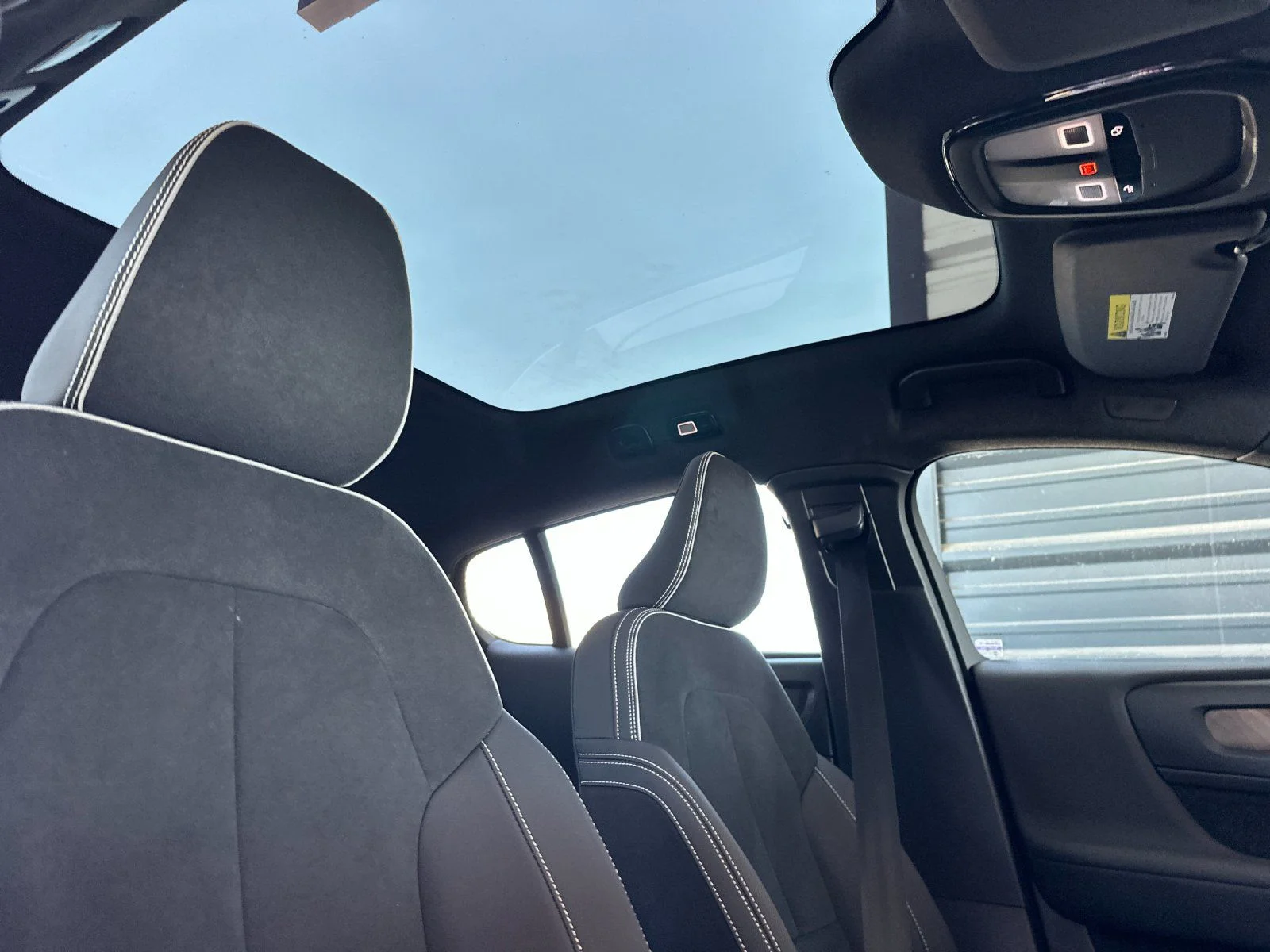 Used 2023 Silver Volvo Ultimate image 18