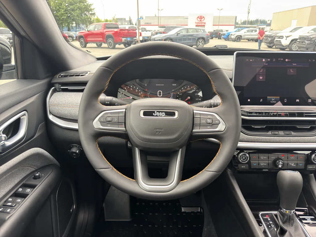 2026 Jeep Compass 85th Anniversary - Photo 19