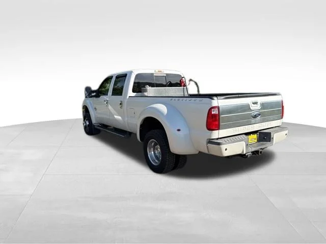 Used 2014 White Ford Platinum image 8