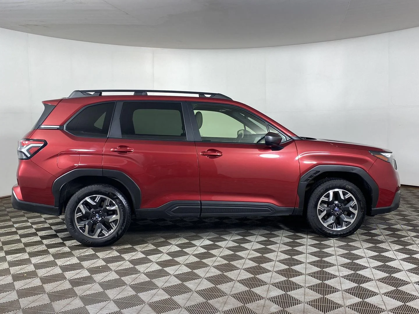 Used 2025 Crimson Red Pearl Subaru Premium image 4