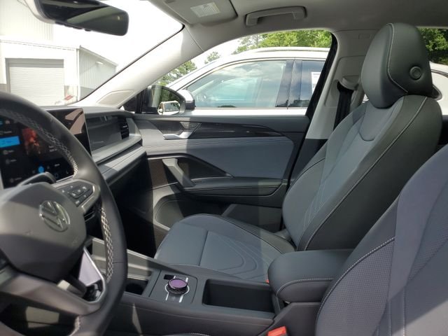 New 2026 Black Volkswagen SE image 17