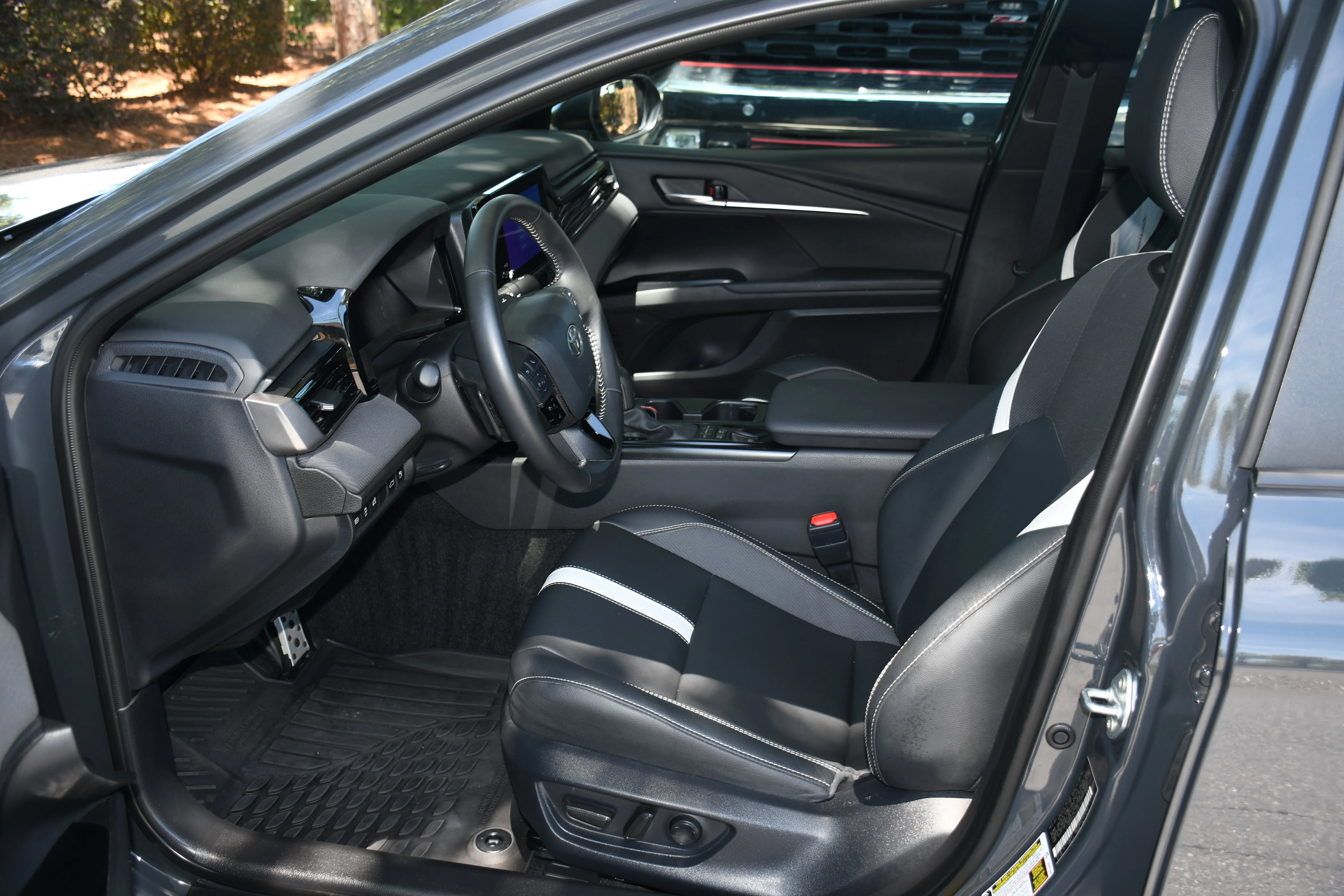 Certified Used 2026  Toyota SE image 6