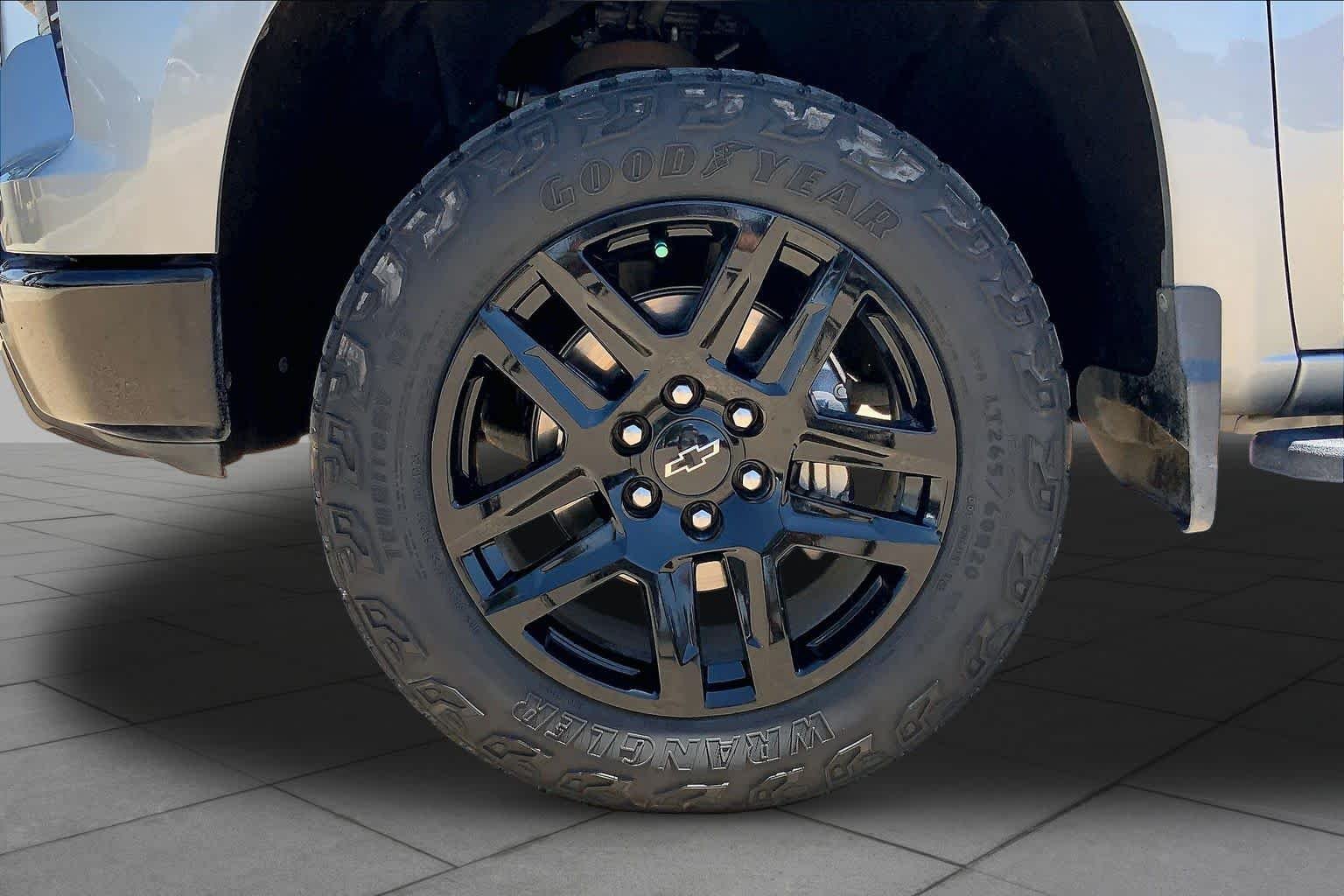 Used 2023 Sterling Gray Metallic Chevrolet LT Trail Boss image 10