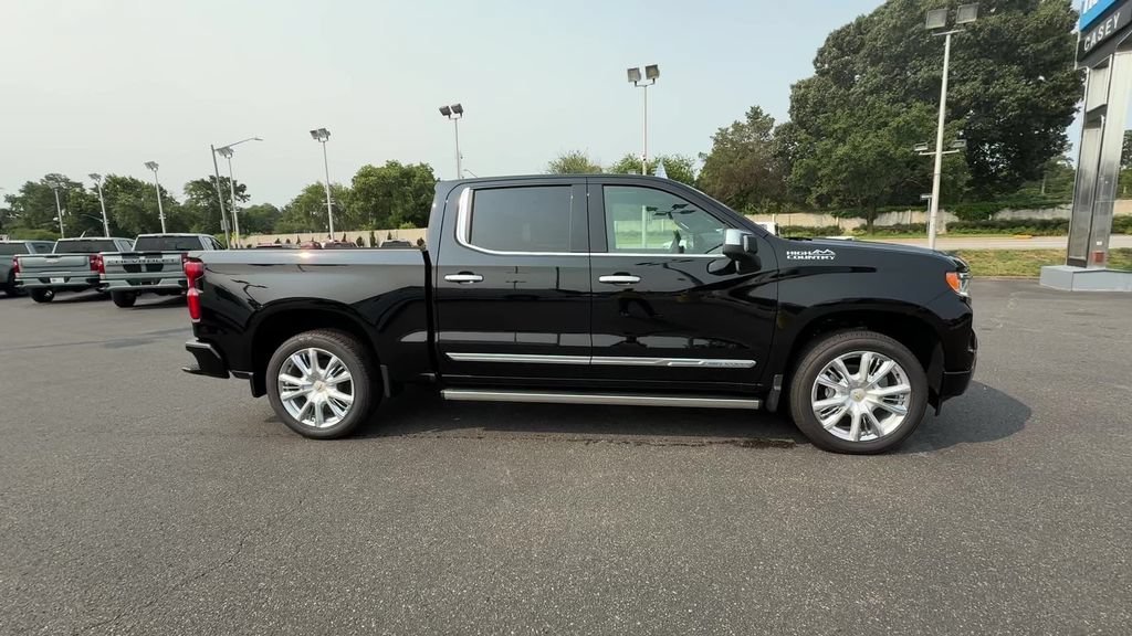 New 2026 Black Chevrolet High Country image 9