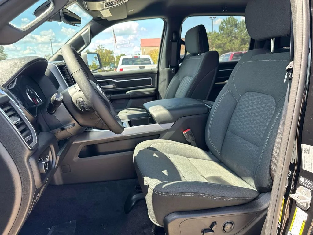 2025 RAM 1500 Big Horn/Lone Star - Photo 15