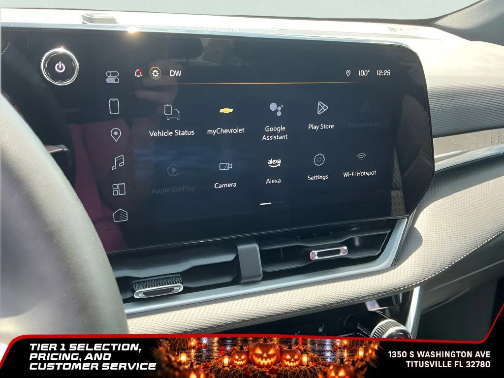 Used 2025 Mosaic Black Metallic Chevrolet LT image 32
