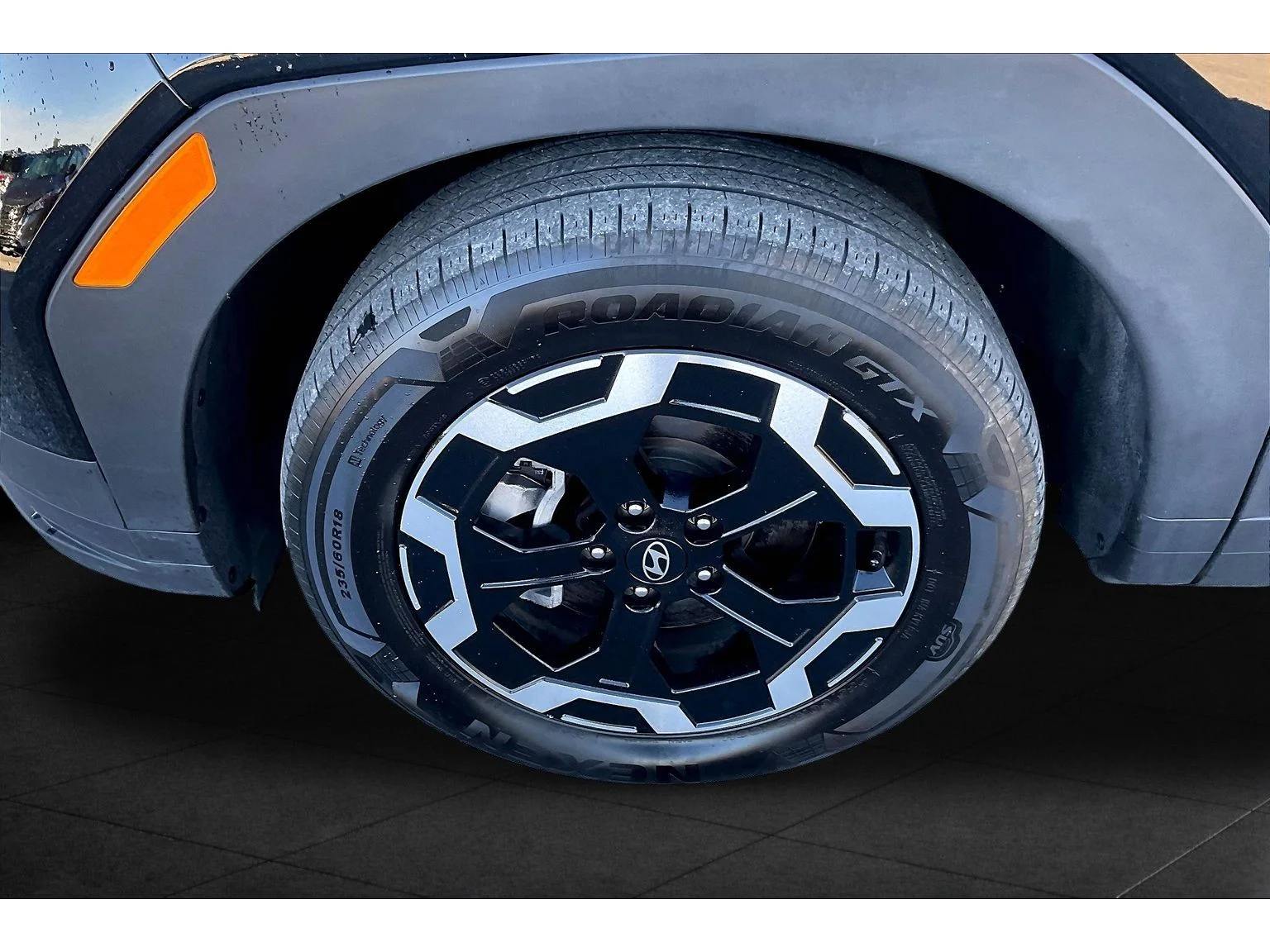 Used 2025 Black Hyundai SE image 7