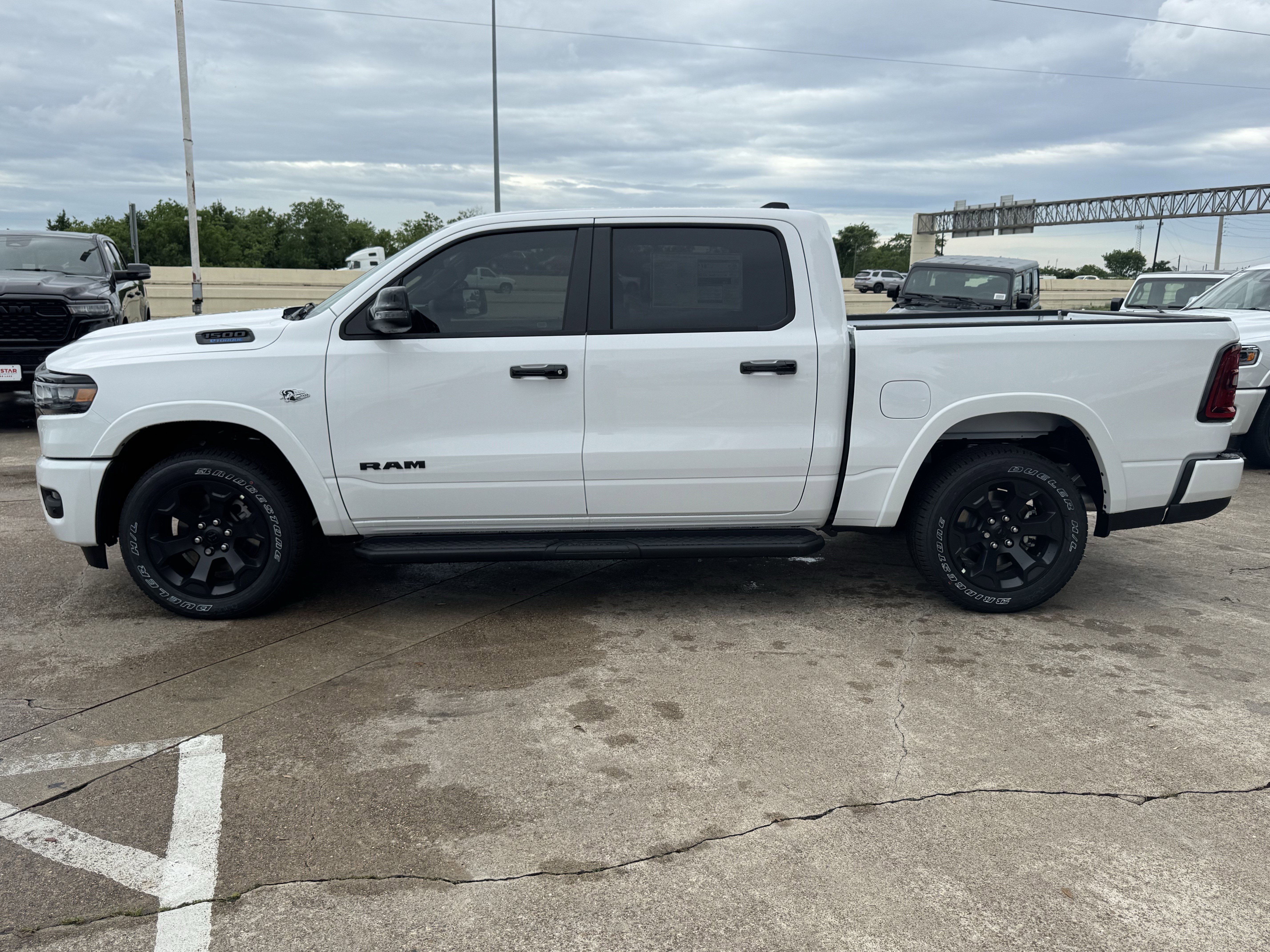 New 2026 Bright White Clear-Coat Exterior Paint RAM Lone Star image 6
