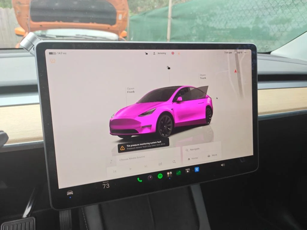 Used 2022  Tesla Long Range image 11
