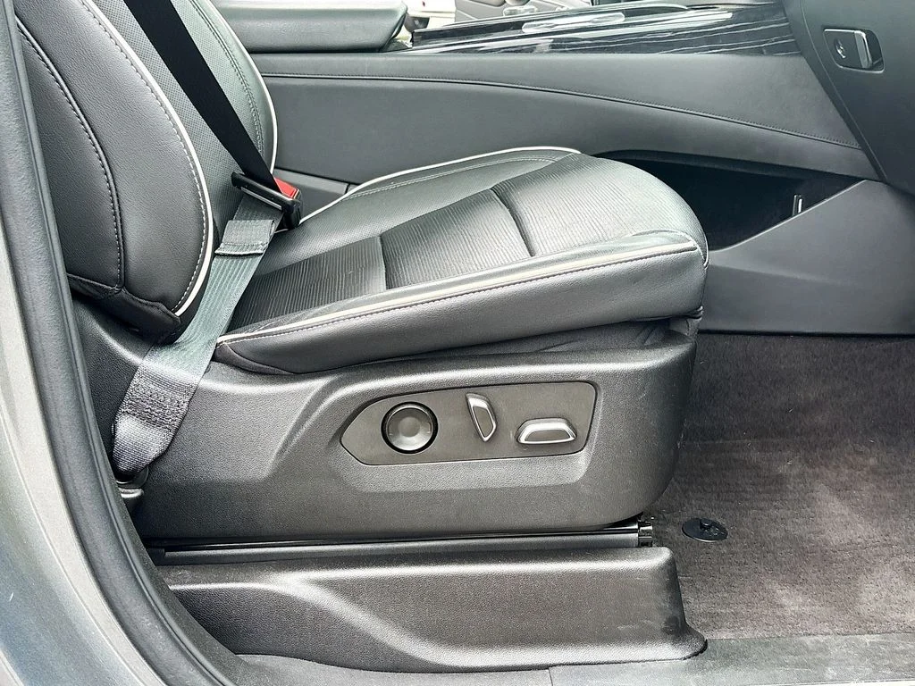 Used 2022 Steel Metallic Cadillac Sport image 32