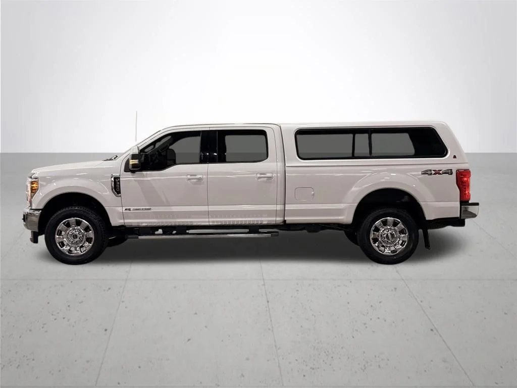 Used 2019 White Ford Lariat image 13