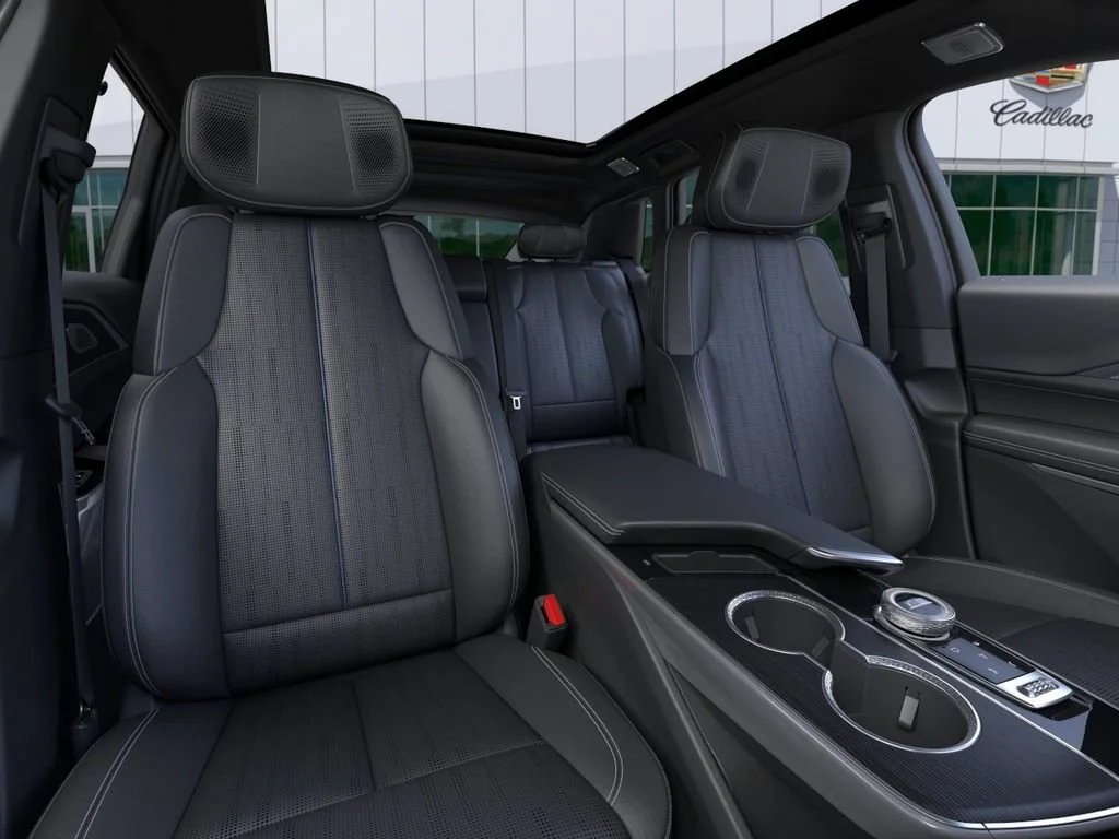 2026 Cadillac LYRIQ V - Photo 17