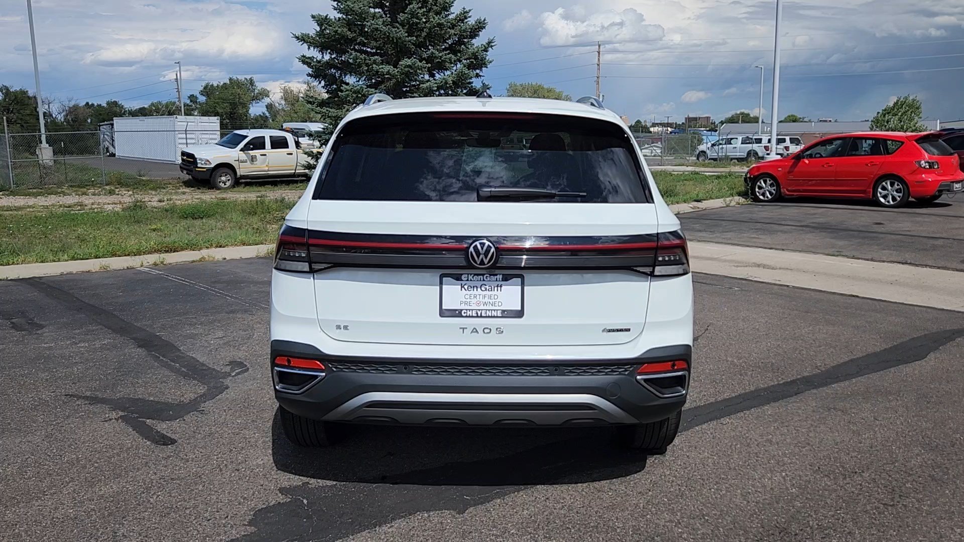 Used 2026 Pure White Volkswagen SE image 20