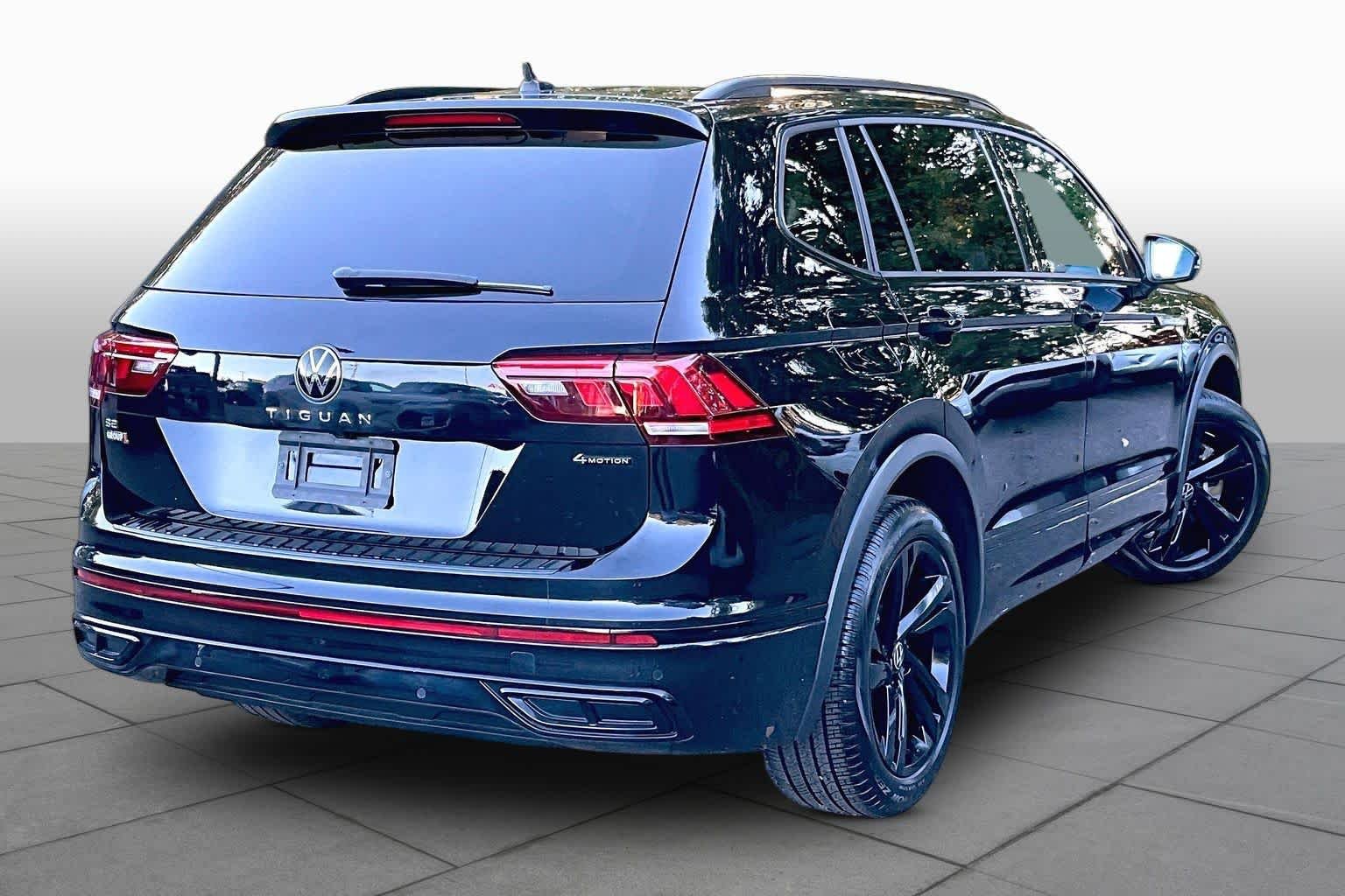 Used 2024 Deep Black Pearl Volkswagen SE R-Line Black image 13