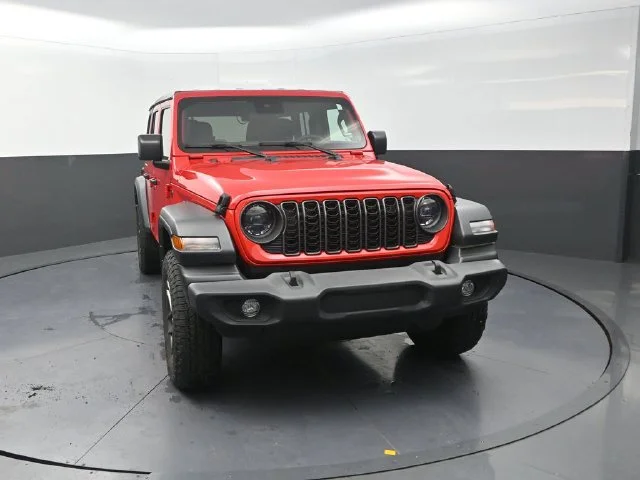 Used 2024 Red Jeep Sport S image 5