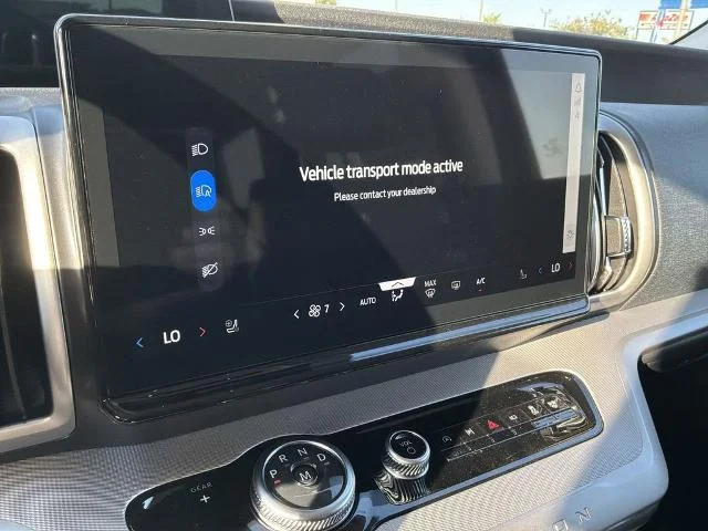 New 2026 Oxford White Ford Active image 38