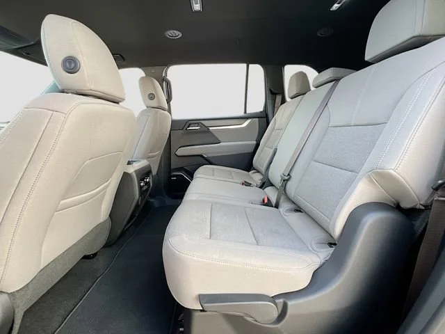 2026 GMC Acadia Elevation - Photo 17