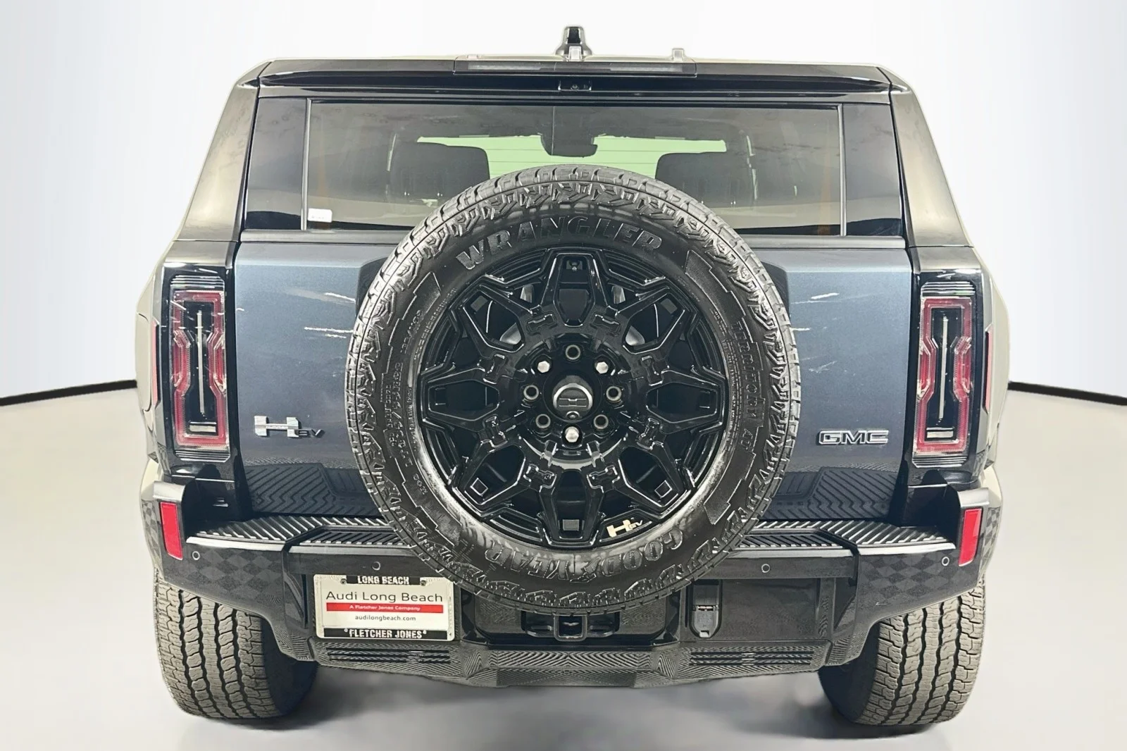Used 2026 Graphite Blue Metallic GMC 2X image 2