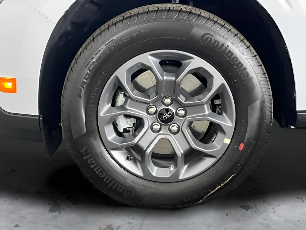 New 2026 White Ford XLT image 15