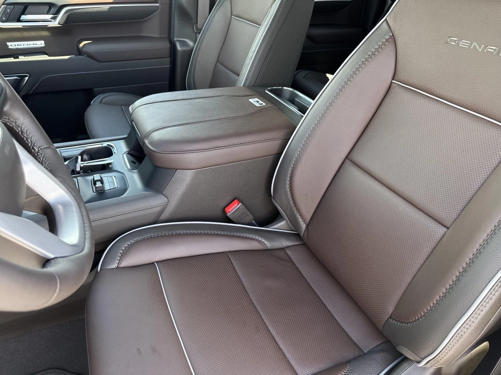 New 2026 Glacier White Tricoat GMC Denali image 11