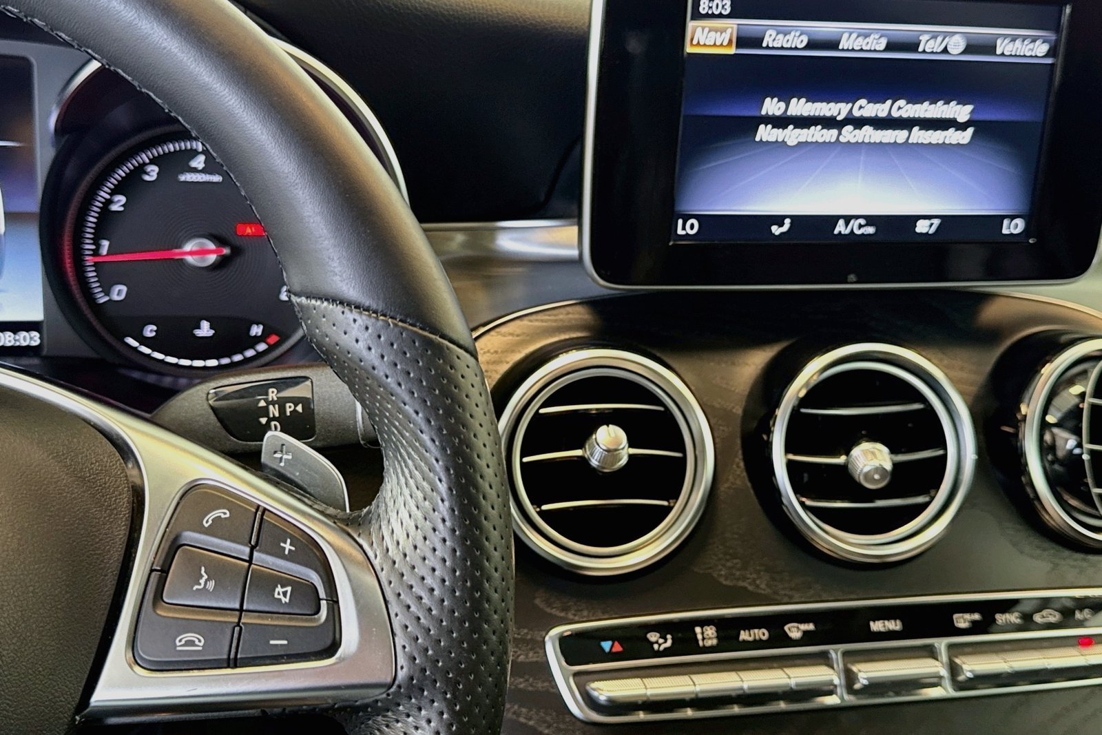 Used 2019 Black Mercedes-Benz GLC 300 image 16