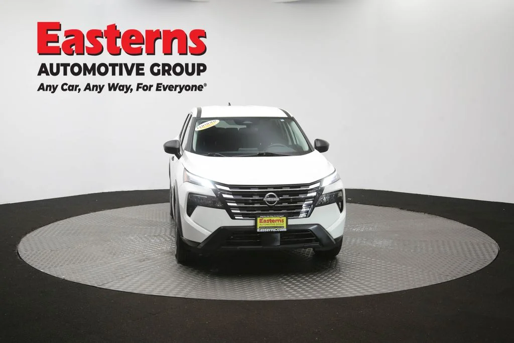 Used 2024 White Nissan S image 52