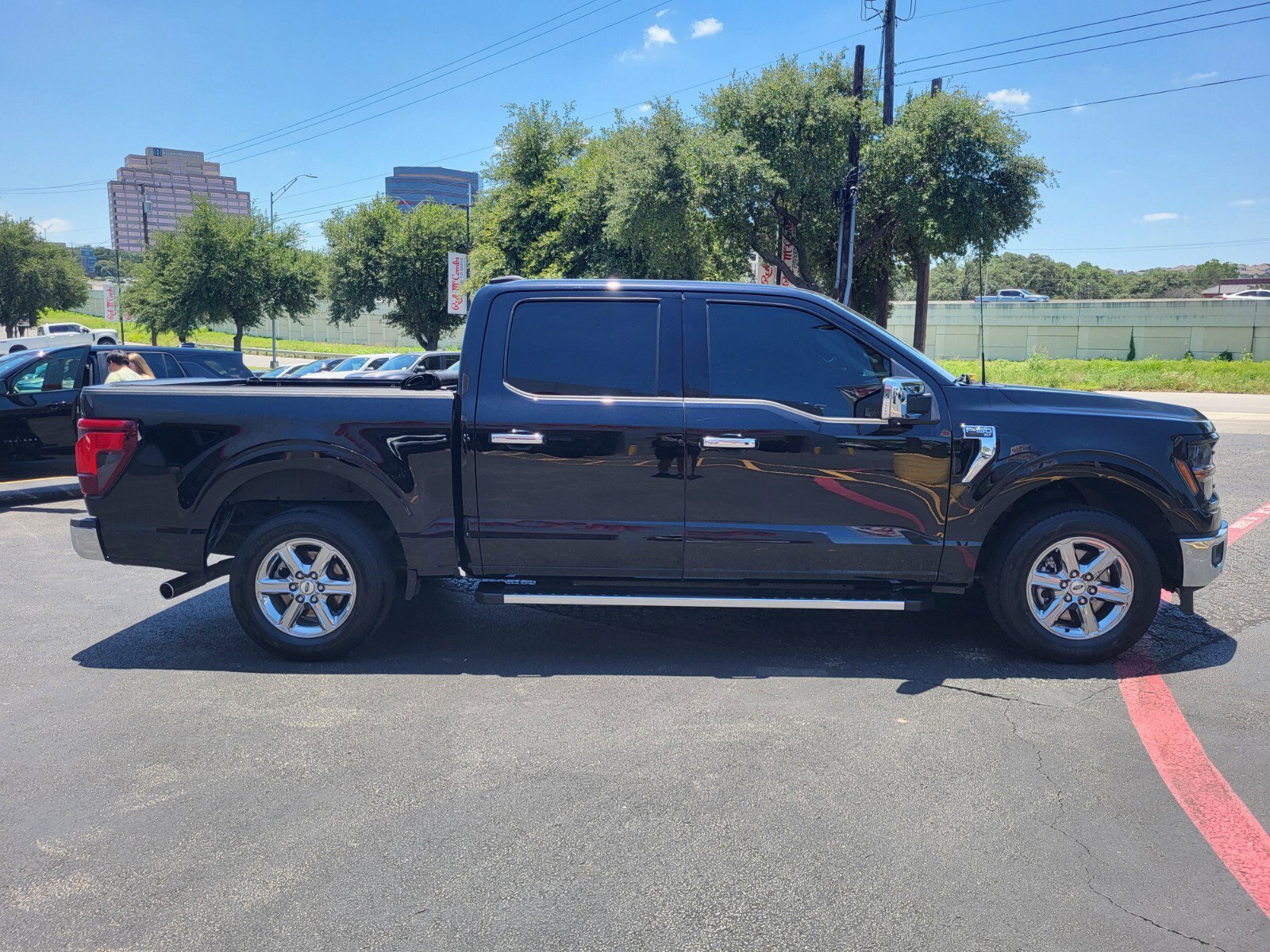 Used 2024 Black Ford XLT image 2