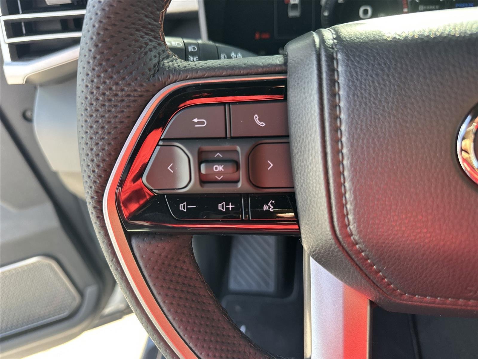 2026 Toyota Tundra Capstone - Photo 17