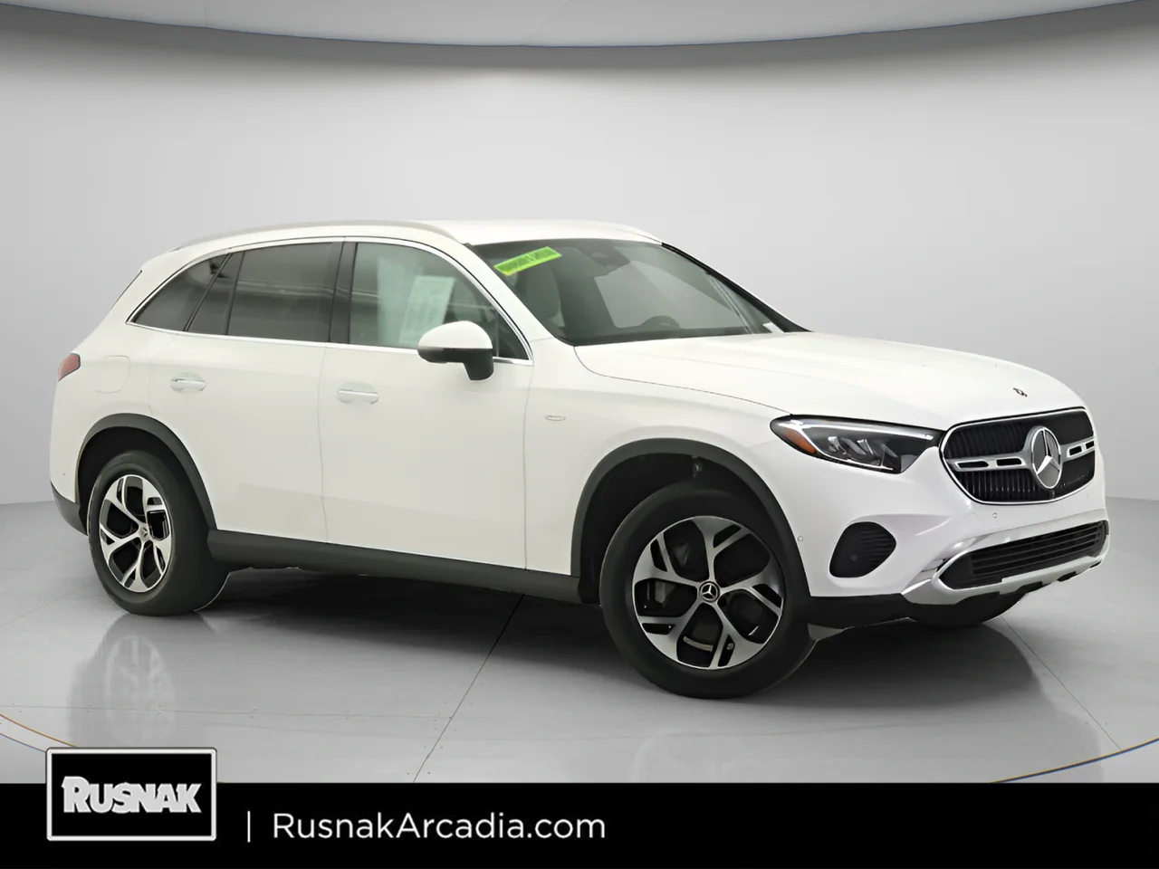 Used 2025 White Mercedes-Benz 350e 4MATIC® Plug in Hybrid image 1