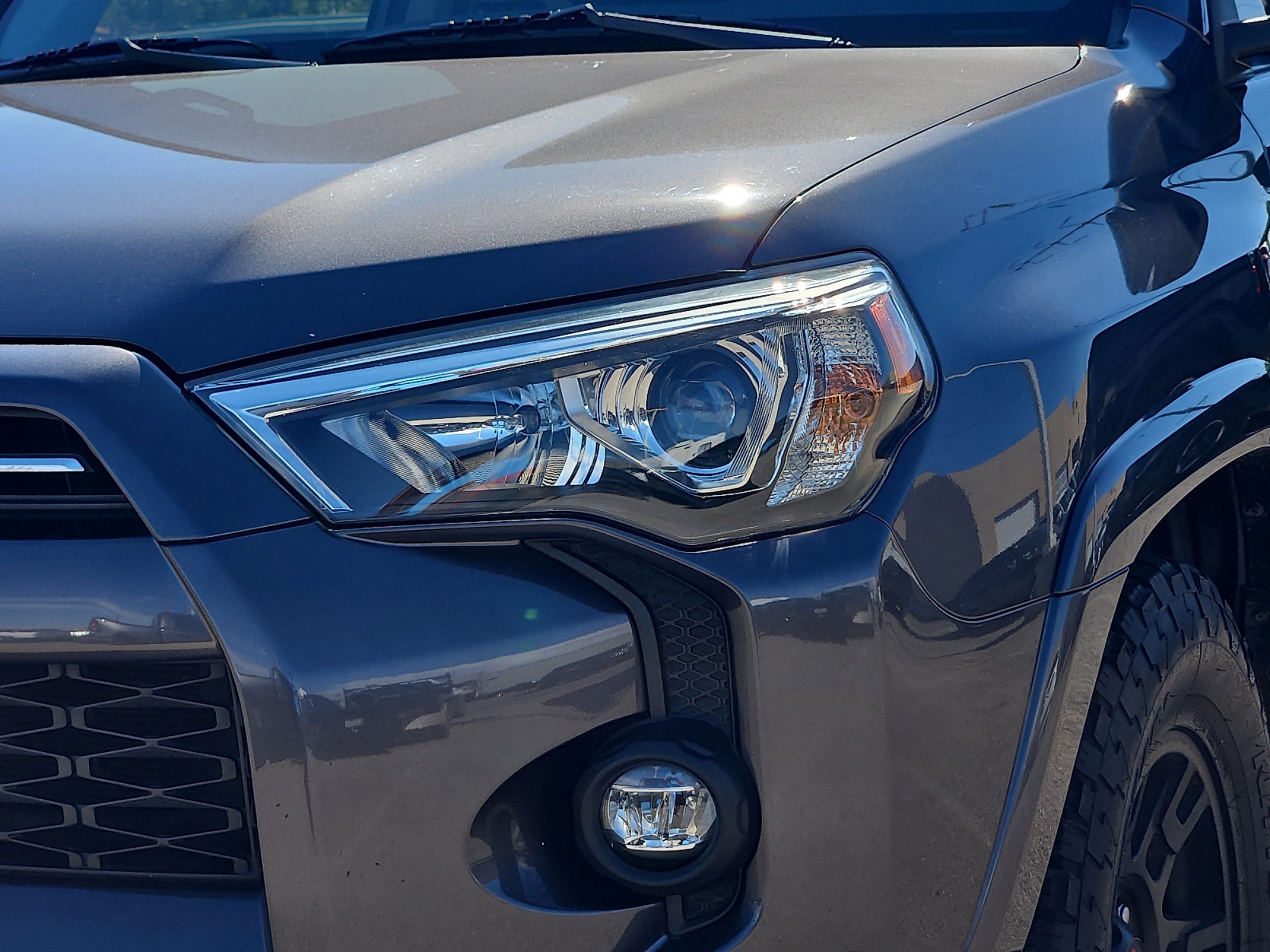 Used 2023 Magnetic Gray Metallic Toyota SR5 Premium image 26