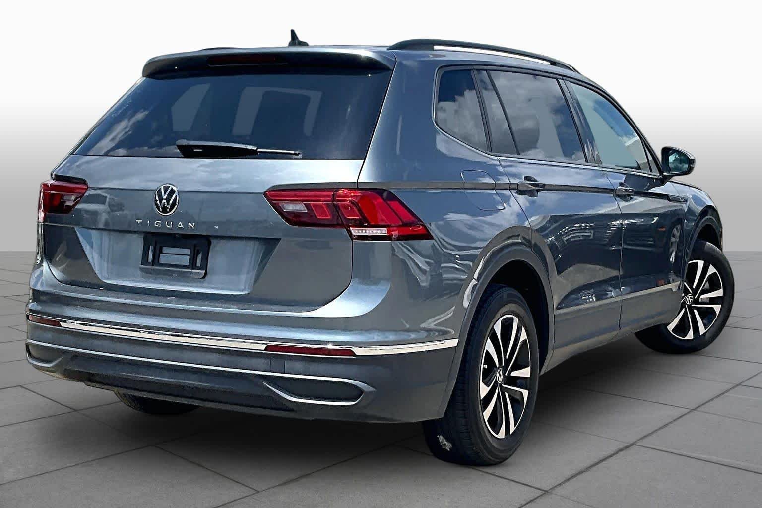 Used 2023 Platinum Gray Metallic Volkswagen S image 12