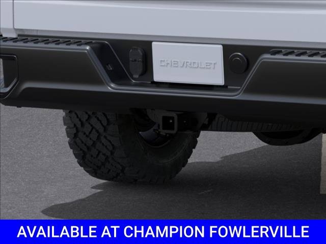 New 2026 Summit White Chevrolet WT image 14