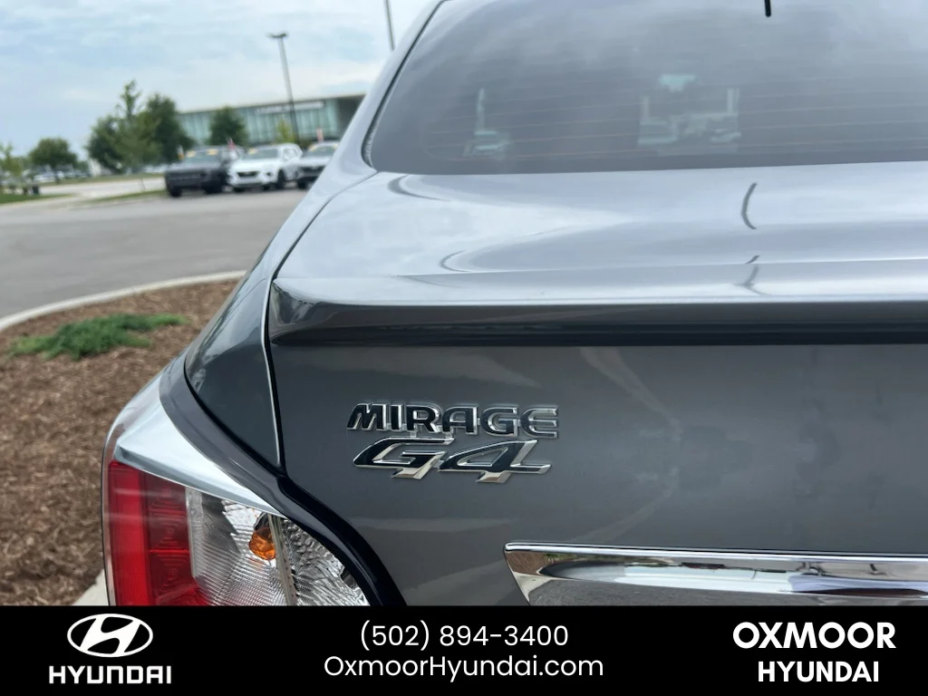 Used 2023 Mystic Black Metallic Mitsubishi LE image 13